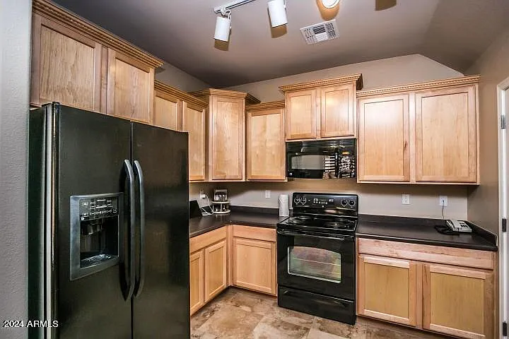 4374 E Sack Dr — Photo 6