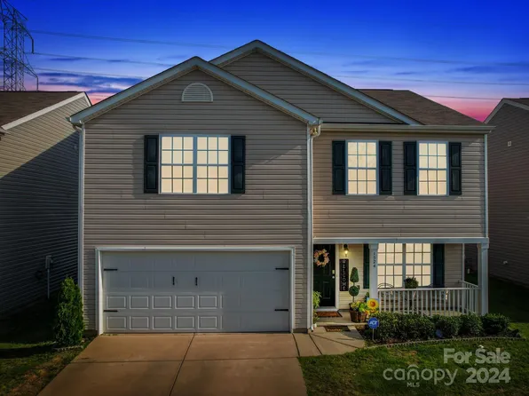 1524 Gaston Mountain Dr, Dallas, NC 28034