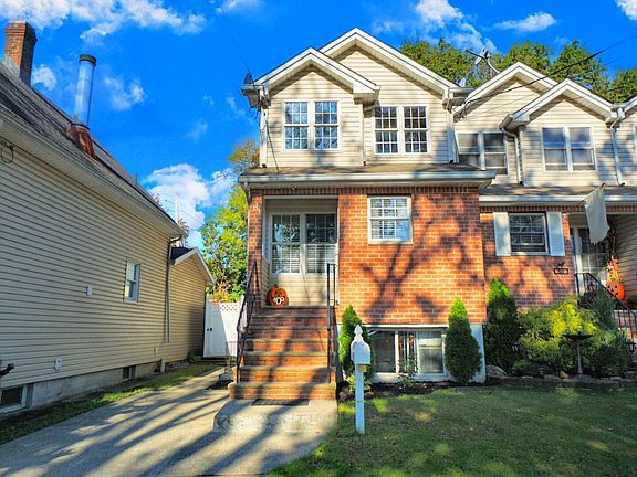 3rd image of 61 Mildred Ave