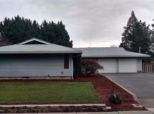 2646 Dellwood Ave, Medford, OR