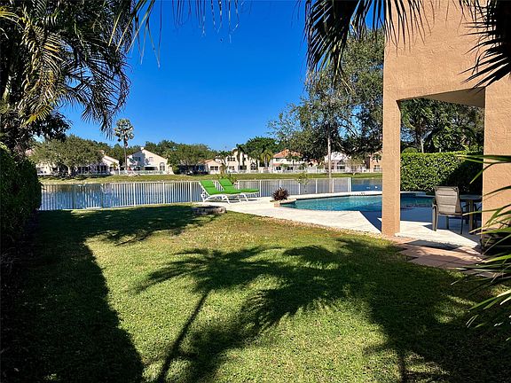 4th image of 7425 NW 65th Lane