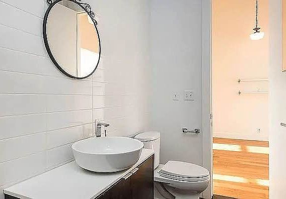 4th image of 949 Willoughby Ave APT 214