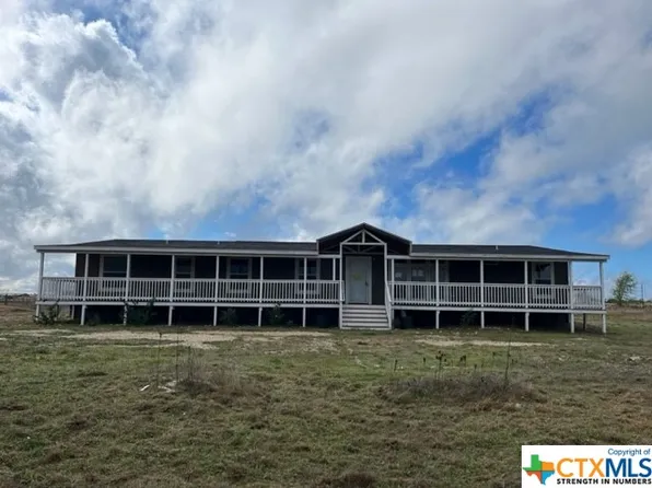 148 Sun View Rd, Bertram, TX 78605