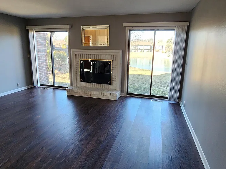 4 Brookwood Ln — Photo 9