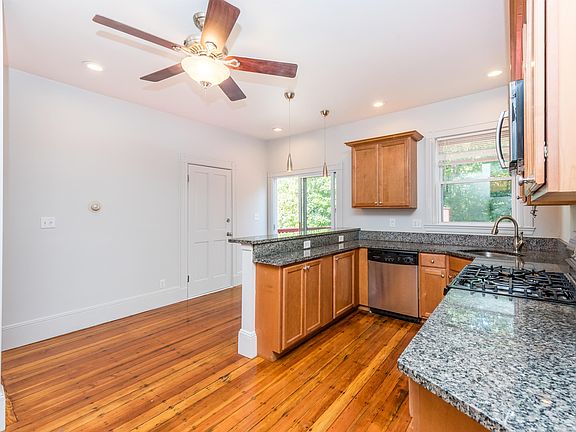 2nd image of 5 Biltmore St APT 2