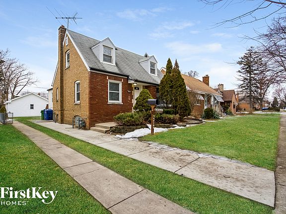 2nd image of 9208 S Sawyer Ave