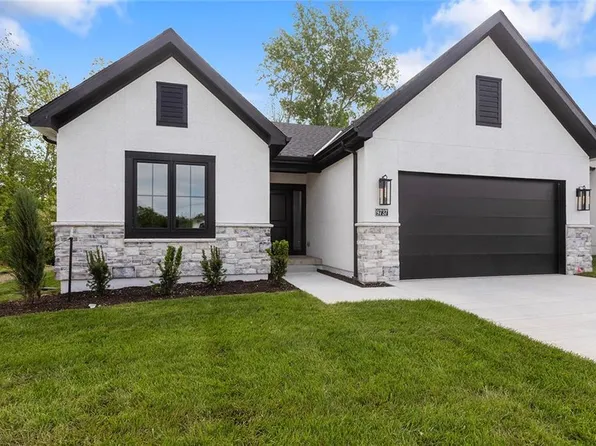 9737 N Lucerne Ave, Kansas City, MO 64154