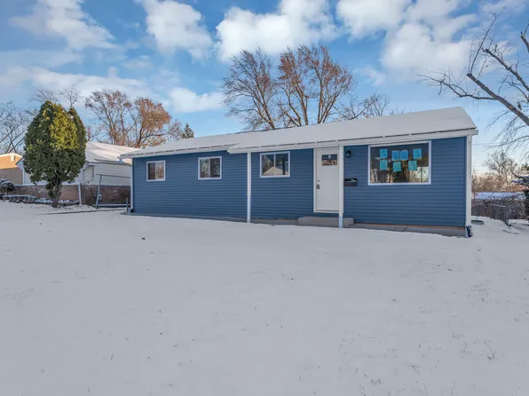 93 Glen Hill Dr, Glendale Heights, IL 60139