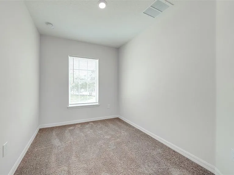 2139 Penny Ln — Photo 29