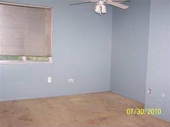 4th image of 3703 Willow Creek Dr