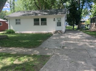 513 W Clark St, Vermillion, SD 57069