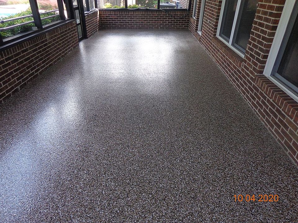 2nd image of 720 Eblen Cir