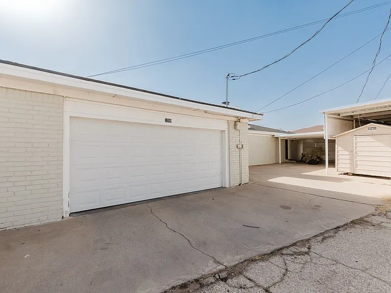 3306R Haynes Ave — Photo 42