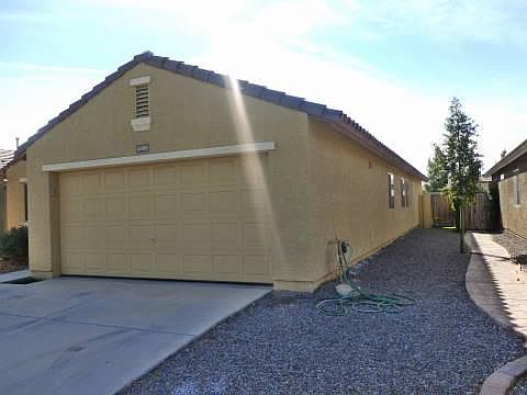 3rd image of 41889 W Somerset Dr