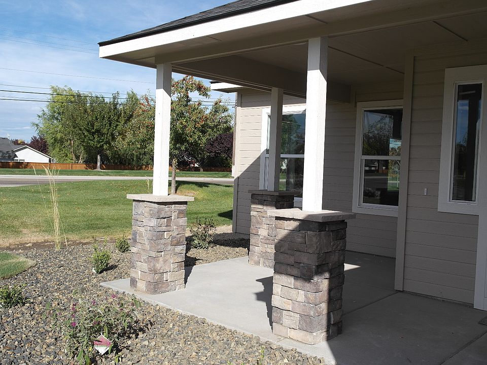 2nd image of 3906 S Raintree Dr