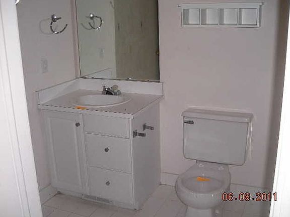 4th image of 7410 Lochmoor Dr