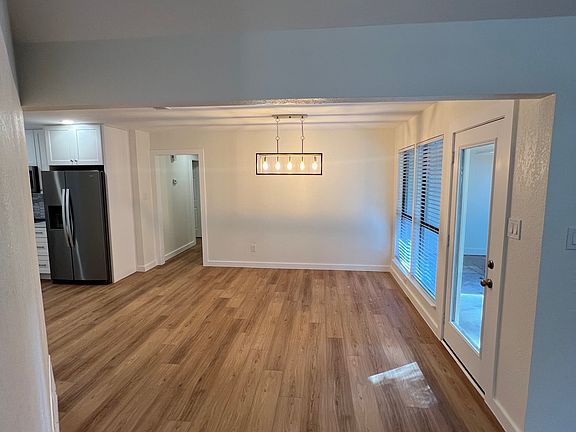 4th image of 196 Pecan Dr