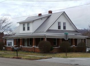 199 Main St, Bluff City, TN 37618