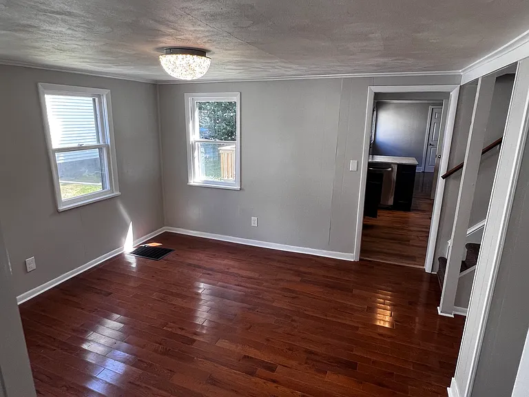 197 Sanford St — Photo 22