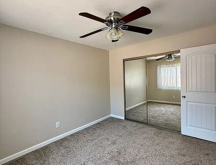 Mesa Villa Kansas — Photo 18