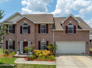 1411 Madison Oaks Rd, Knoxville, TN 37924