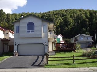 17905 Beaujolais Dr, Eagle River, AK 99577