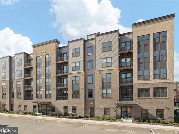 21731 Dovekie Ter #205, Ashburn, VA 20147