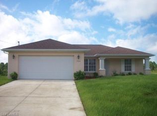 504 Ames St E, Lehigh Acres, FL 33974