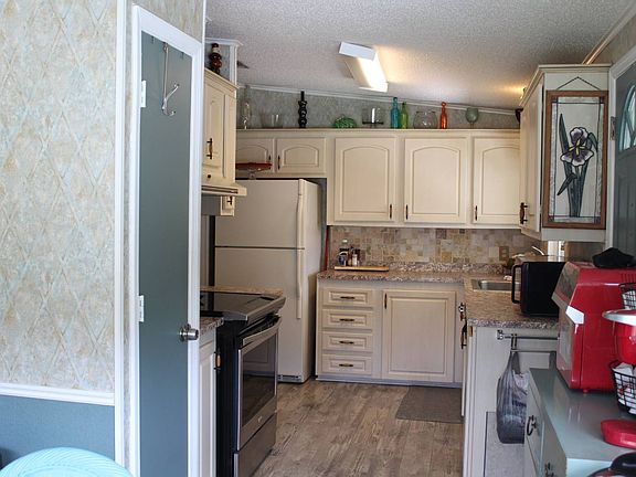 4th image of 3185 W Green Dr #36