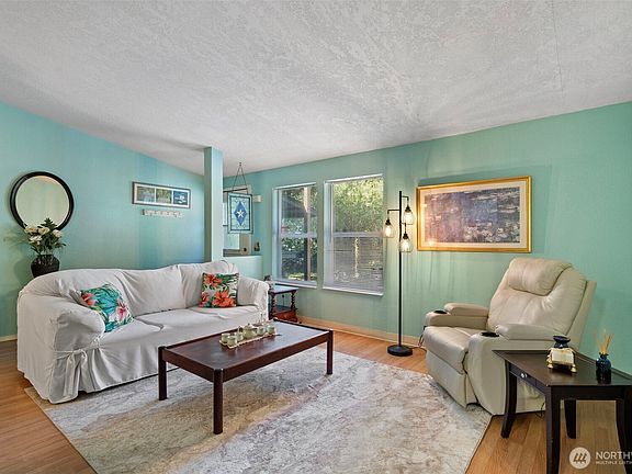 4th image of 38 Sandpiper Lane