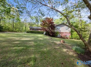 201 Lauren Dr, Gadsden, AL 35904