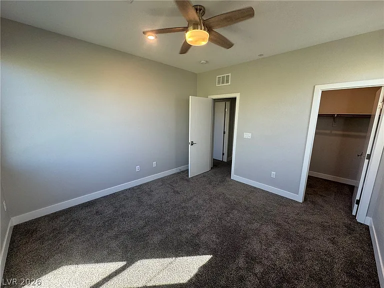 2662 Catania St — Photo 43