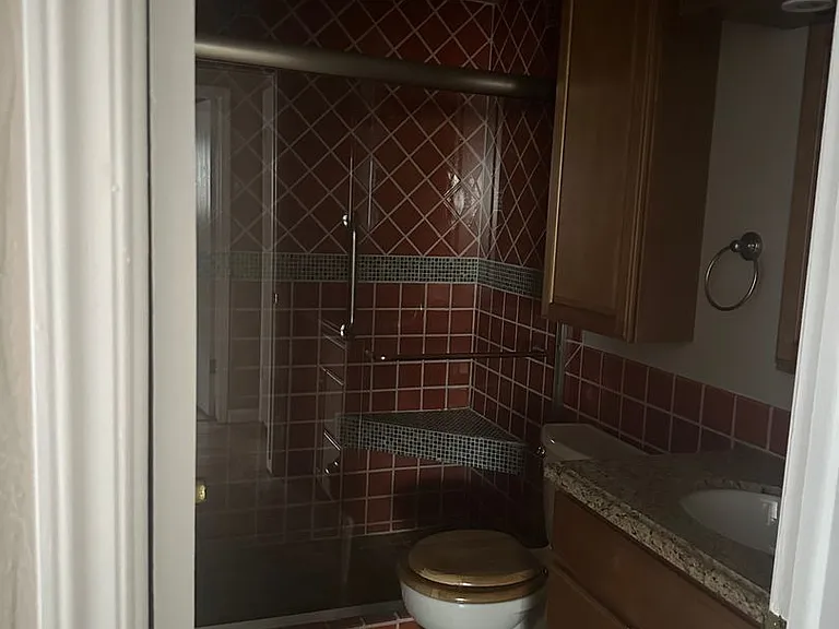 380 Shoshone Ave #A — Photo 14