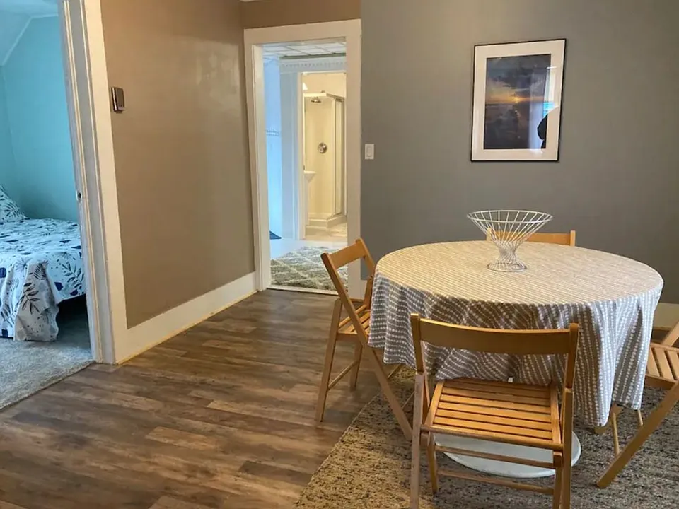 244 Hecla St #2