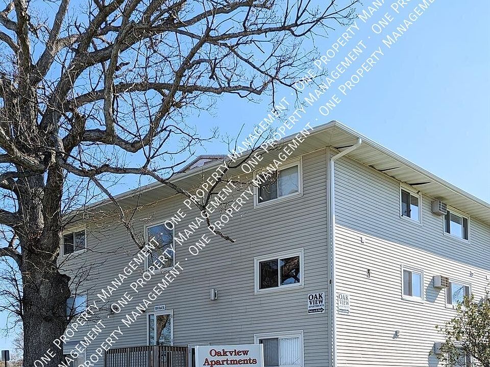 1st image of 100 Oak St #19