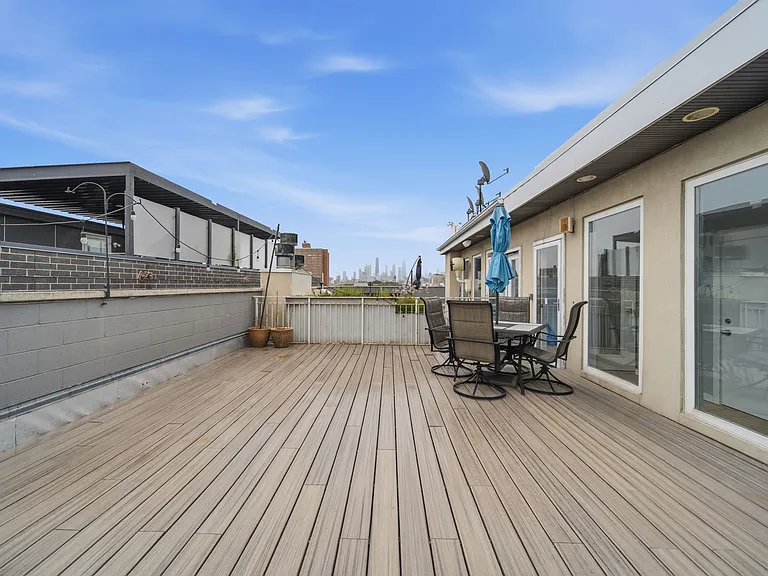 815 N Ashland Ave #3N — Photo 22