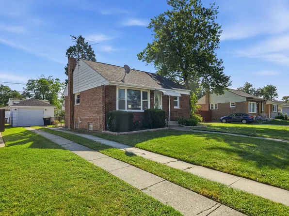 17617 Burnham Ave, Lansing, IL 60438