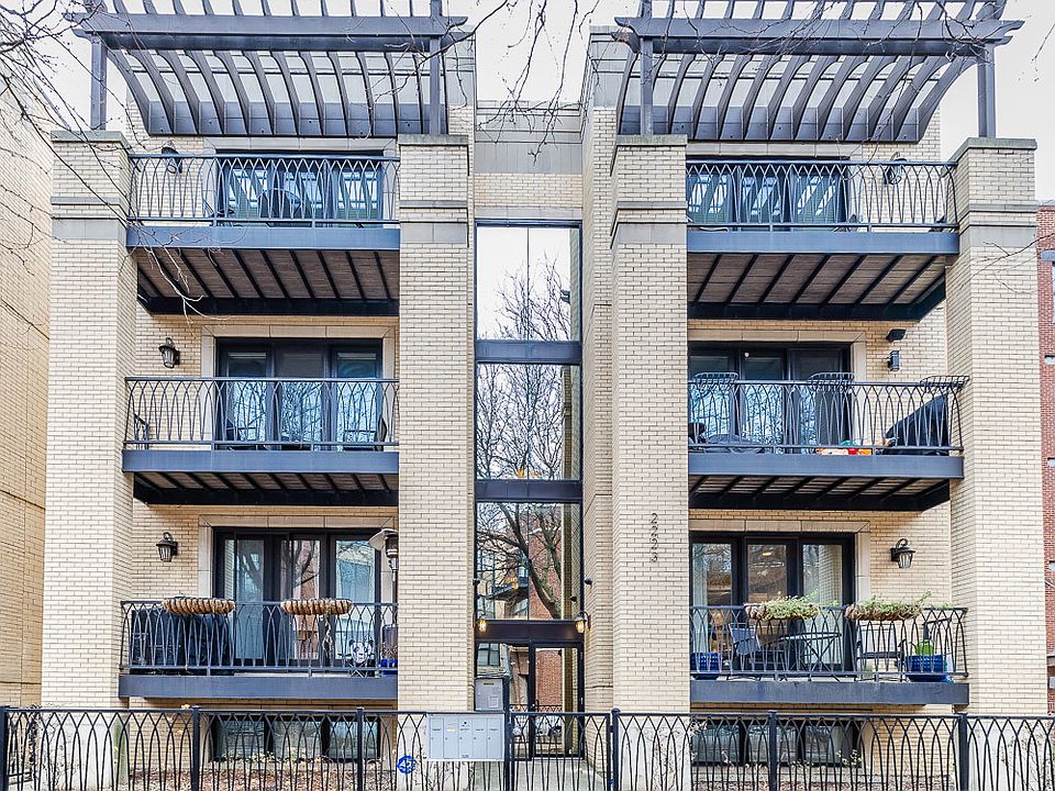 1st image of 2223 W Wabansia Ave APT 1W