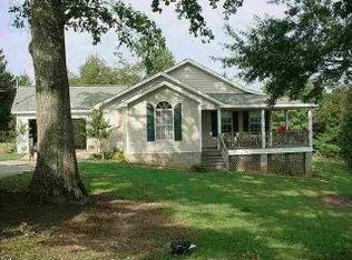 112 Eastwood Dr, Headland, AL 36345