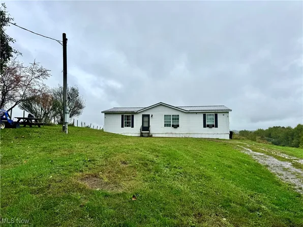 7710 Scroggs Rd, Lisbon, OH 44432