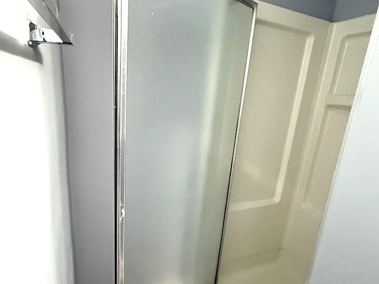 1211 Madison St #4 — Photo 11