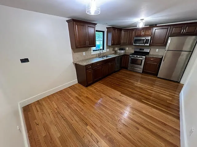 769 Watertown St #769 — Photo 6