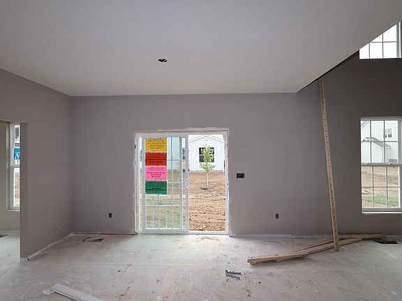 3rd image of 6968 Barksdale Dr