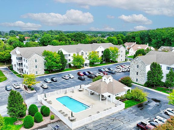 2nd image of 30611 Cedar Neck Rd Unit 2204