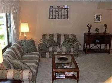 4th image of 19652 Jamestown Cir