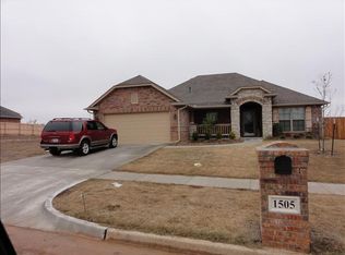 1505 SE 6th St, Moore, OK 73160