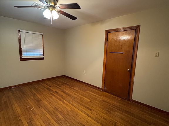 3rd image of 1632 Belden St #A