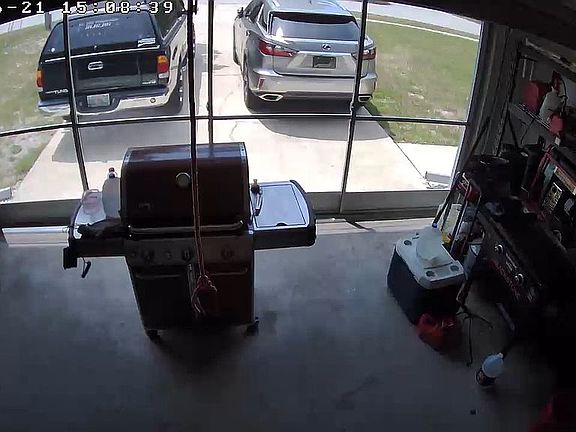 5th image of 3341 Saint James Ave