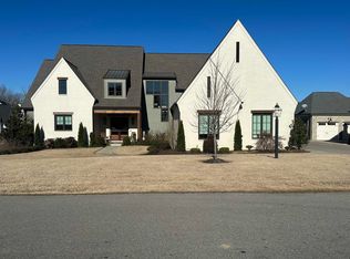 160 N Lake Rd, Collierville, TN 38017