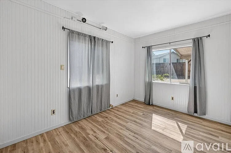 2675 Nicholette Dr — Photo 10